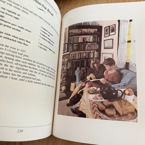 New Recipes From Moosewood Restaurant Autographed by Maureen Vivino 1987 - Picture 12 of 12